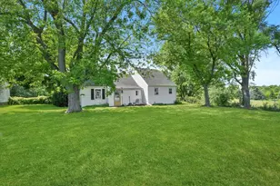 [Address not provided], Woodstock, IL 60098 - Photo 4