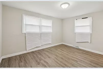 17306 Burr Oak Lane, Hazel Crest, IL 60429 - Photo 20