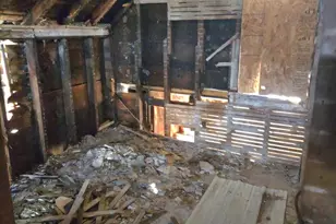 909 W 6th St, Sterling, IL 61081 - Photo 8