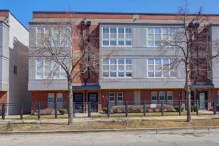 2305 S Wabash Ave, Chicago, IL 60616 - Photo 1