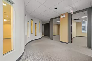 211 W Wacker Dr, Chicago, IL 60606 - Photo 14