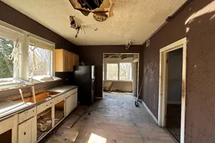 8412 S Exchange Ave, Chicago, IL 60617 - Photo 14