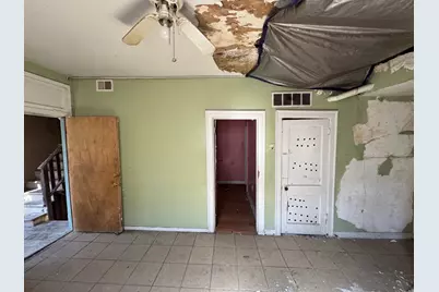 8412 S Exchange Avenue, Chicago, IL 60617 - Photo 12