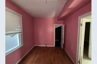 8412 S Exchange Avenue, Chicago, IL 60617 - Photo 10