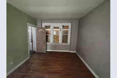 8412 S Exchange Avenue, Chicago, IL 60617 - Photo 6
