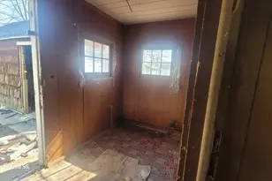 809 W Columbia St, Danville, IL 61832 - Photo 20