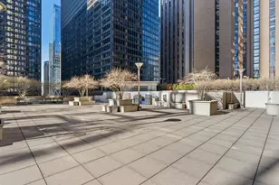 222 N Columbus Dr, Chicago, IL 60601 - Photo 14