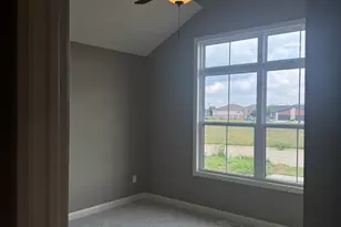 1721 Bluestone Dr, Normal, IL 61761 - Photo 10