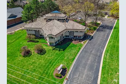 970 McHenry Avenue, Crystal Lake, IL 60014 - Photo 2