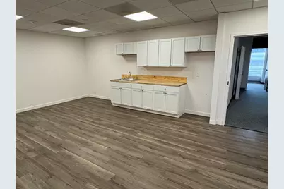 1 Dearborn Square #300, Kankakee, IL 60901 - Photo 6
