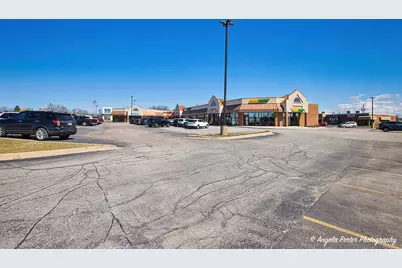 920 E Rollins Road #920, Round Lake Beach, IL 60073 - Photo 10