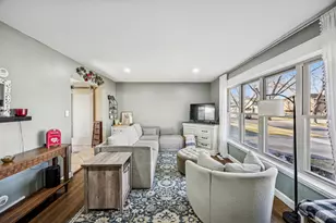 14817 El Vista Ave, Oak Forest, IL 60452 - Photo 2