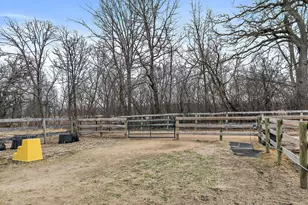 14N700 Factly Rd, Sycamore, IL 60178 - Photo 32