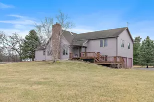 14N700 Factly Rd, Sycamore, IL 60178 - Photo 2