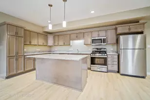 2150 Founders Dr, Northbrook, IL 60062 - Photo 4