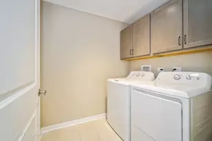 2150 Founders Dr, Northbrook, IL 60062 - Photo 18