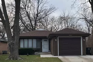 18840 Harding Ave, Flossmoor, IL 60422 - Photo 1