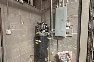 1058 W 111th St, Chicago, IL 60643 - Photo 10