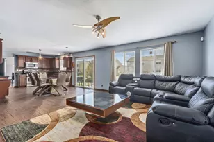 2930 Heather Ln, Montgomery, IL 60538 - Photo 8