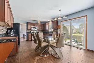 2930 Heather Ln, Montgomery, IL 60538 - Photo 6