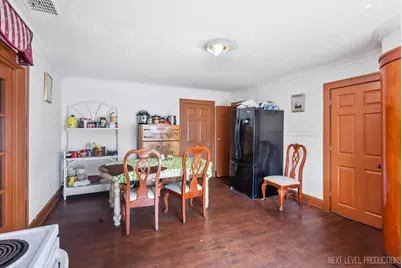 818 E New York Street, Aurora, IL 60505 - Photo 18