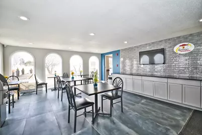 9110 Waukegan Road, Morton Grove, IL 60053 - Photo 6