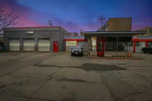 8257 S Racine Ave, Chicago, IL 60620 - Photo 2