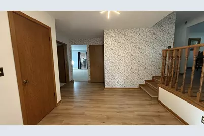 203 S Whitehead Street, Tolono, IL 61880 - Photo 4