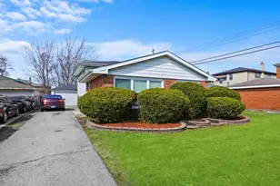 1138 E 151st St, Dolton, IL 60419 - Photo 2