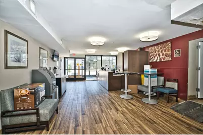 9424 Waukegan Road, Morton Grove, IL 60053 - Photo 6