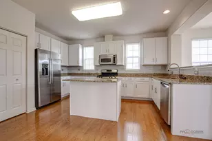 3015 Monterey Ln, Wadsworth, IL 60083 - Photo 18