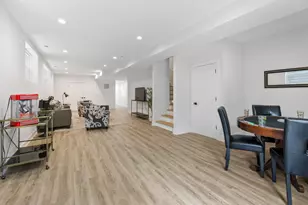 1522 W Wolfram St, Chicago, IL 60657 - Photo 24