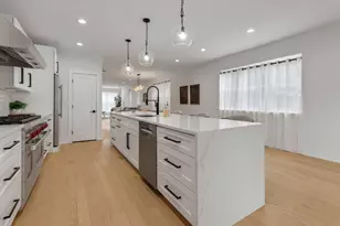 1522 W Wolfram St, Chicago, IL 60657 - Photo 10