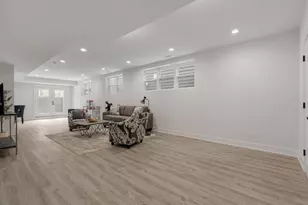 1522 W Wolfram St, Chicago, IL 60657 - Photo 22