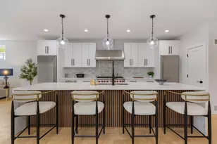 1522 W Wolfram St, Chicago, IL 60657 - Photo 8