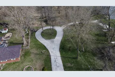 2775 E Riverview Drive, Kankakee, IL 60901 - Photo 10