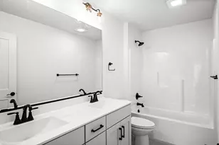 5005 Finlen Ln, Bloomington, IL 61705 - Photo 58