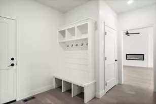 5005 Finlen Ln, Bloomington, IL 61705 - Photo 48