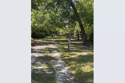 2458 S 12600E Road, Pembroke Twp, IL 60958 - Photo 2