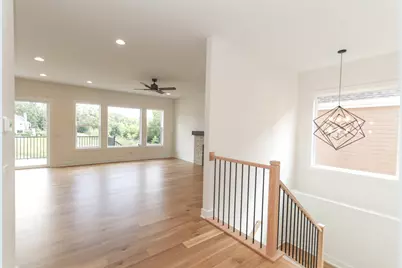 1033 Emerald Drive, Naperville, IL 60540 - Photo 4