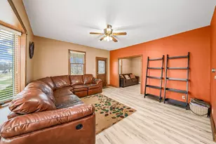 2513 Woods St, West Brooklyn, IL 61378 - Photo 6