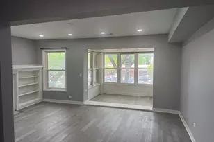 1217 E 53rd St, Chicago, IL 60615 - Photo 2