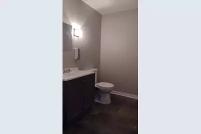 816 Peoria Street, Peru, IL 61354 - Photo 10