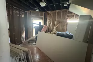 7124 S Ellis Ave, Chicago, IL 60619 - Photo 16