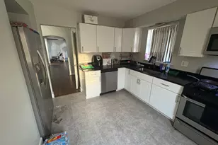 8118 S Spaulding St, Chicago, IL 60652 - Photo 2