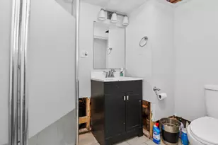 7940 S Crandon Ave, Chicago, IL 60617 - Photo 16