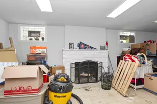 7940 S Crandon Ave, Chicago, IL 60617 - Photo 14