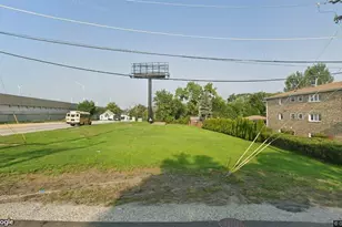 7850 Garden Ln, Justice, IL 60458 - Photo 1
