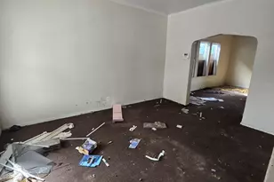 10616 S Lafayette Ave, Chicago, IL 60628 - Photo 4