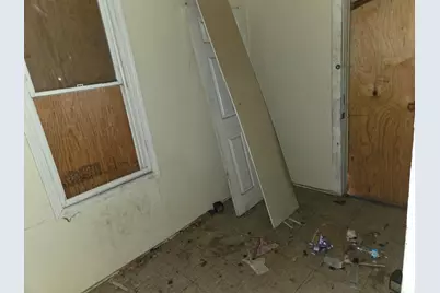 10616 S Lafayette Avenue, Chicago, IL 60628 - Photo 8